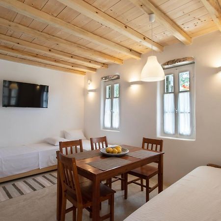 K Homes-Family Stone Suite Tinos Ngoại thất bức ảnh