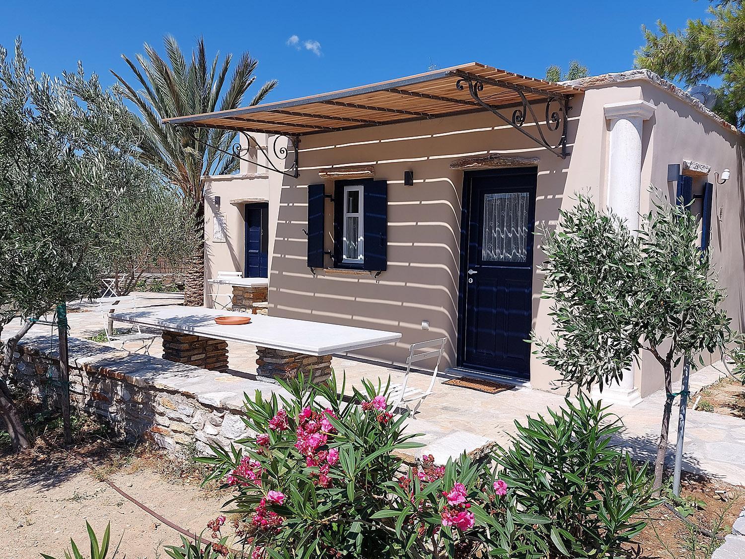 K Homes-Family Stone Suite Tinos Ngoại thất bức ảnh
